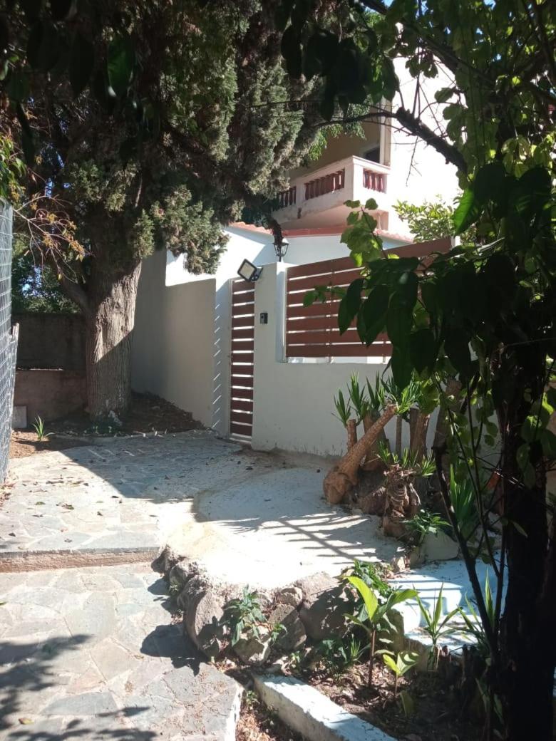 Utopia Suites Aegina Eksteriør billede
