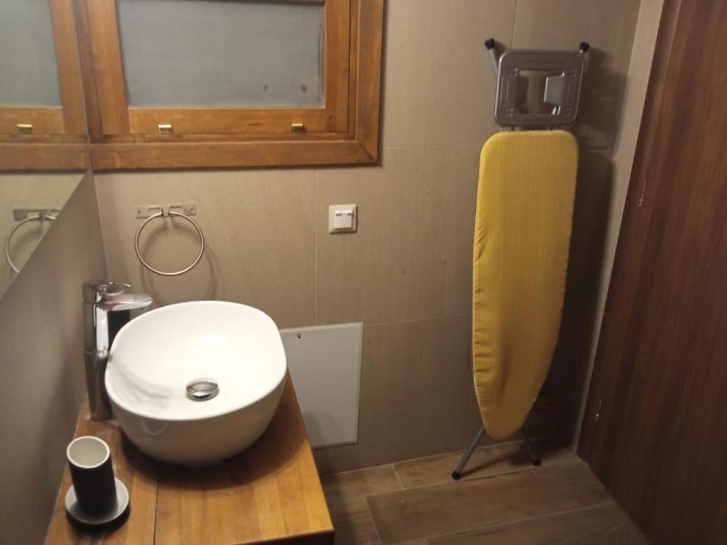 Utopia Suites Aegina Eksteriør billede